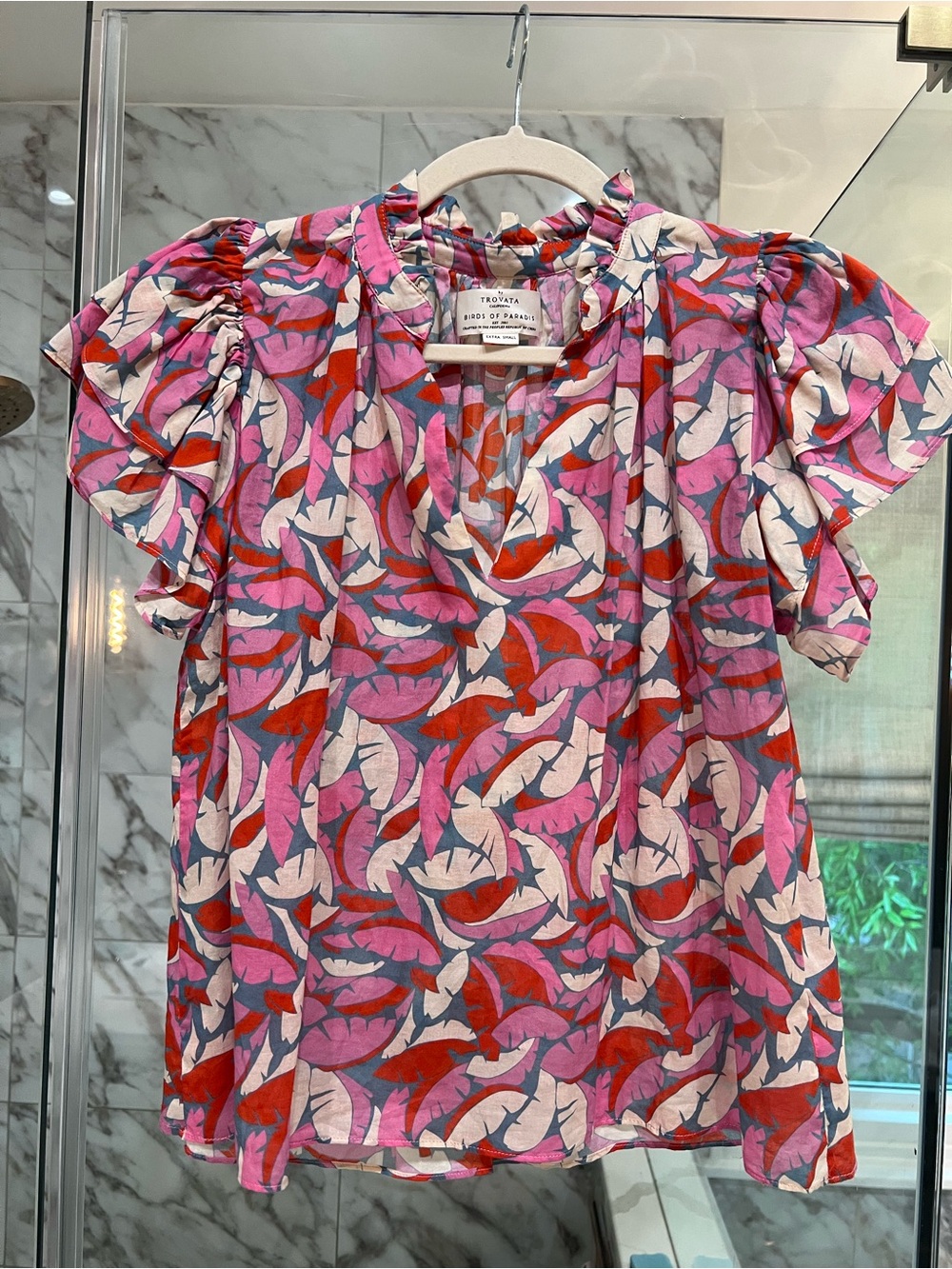Trovata Pink, Red & Cream Leaf-Print Ruffle Sleeve Blouse
